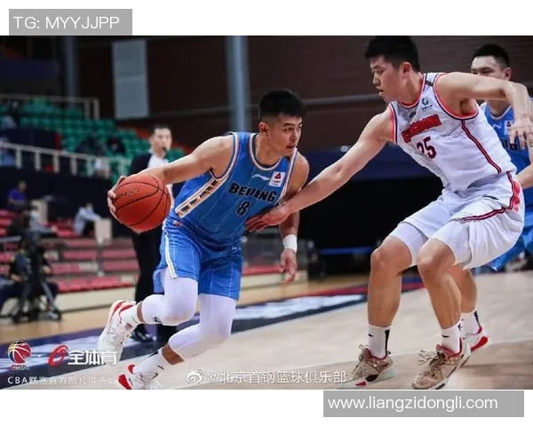 南京篮球队在锦标赛积分榜上以90分稳居第一名展现强劲实力